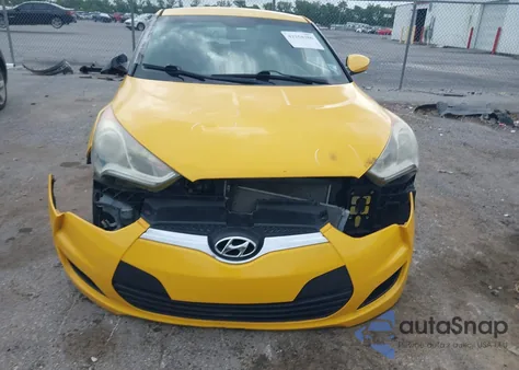 2016 Hyundai Veloster z USA, uszkodzony, nr VIN KMHTC6AD9GU272778